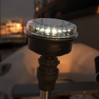 Feu de navigation blanc Mantus NLTW360 pour le tableau arrière du bateau