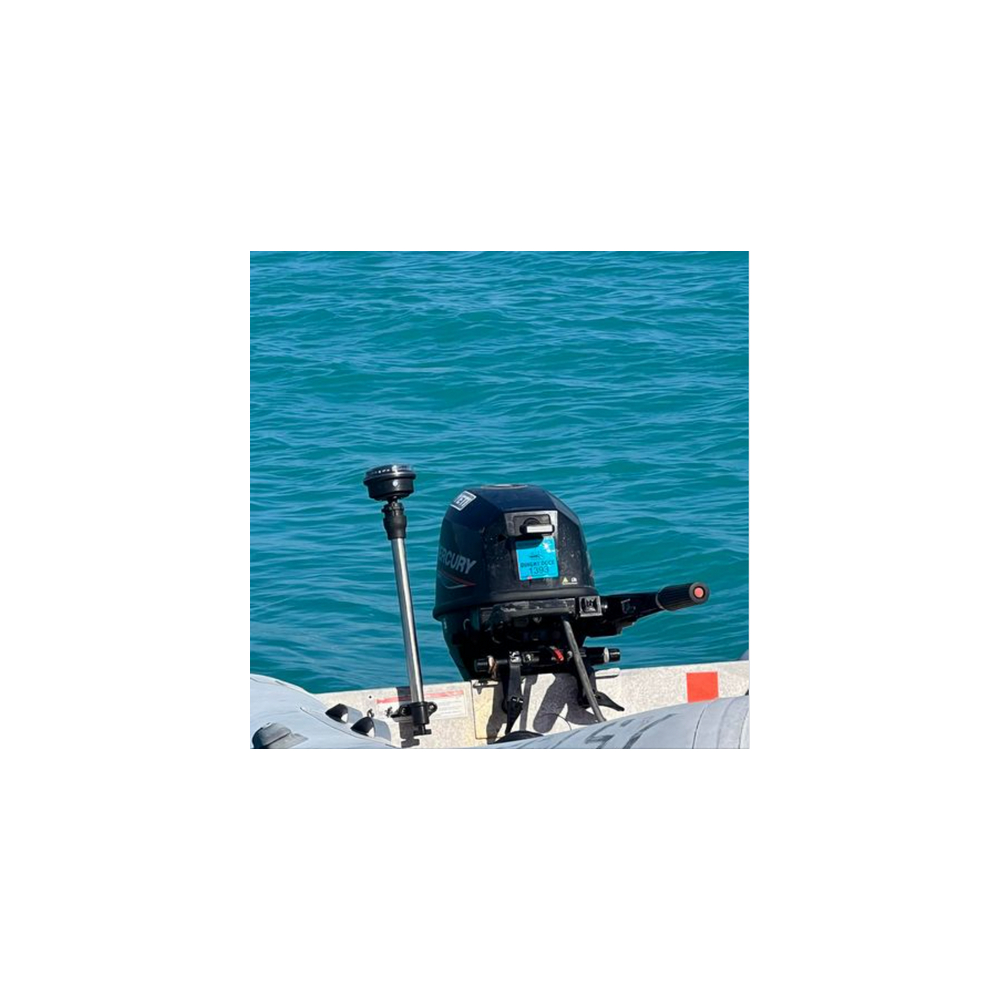 Feu de navigation blanc Mantus NLTW360 pour le tableau arrière du bateau